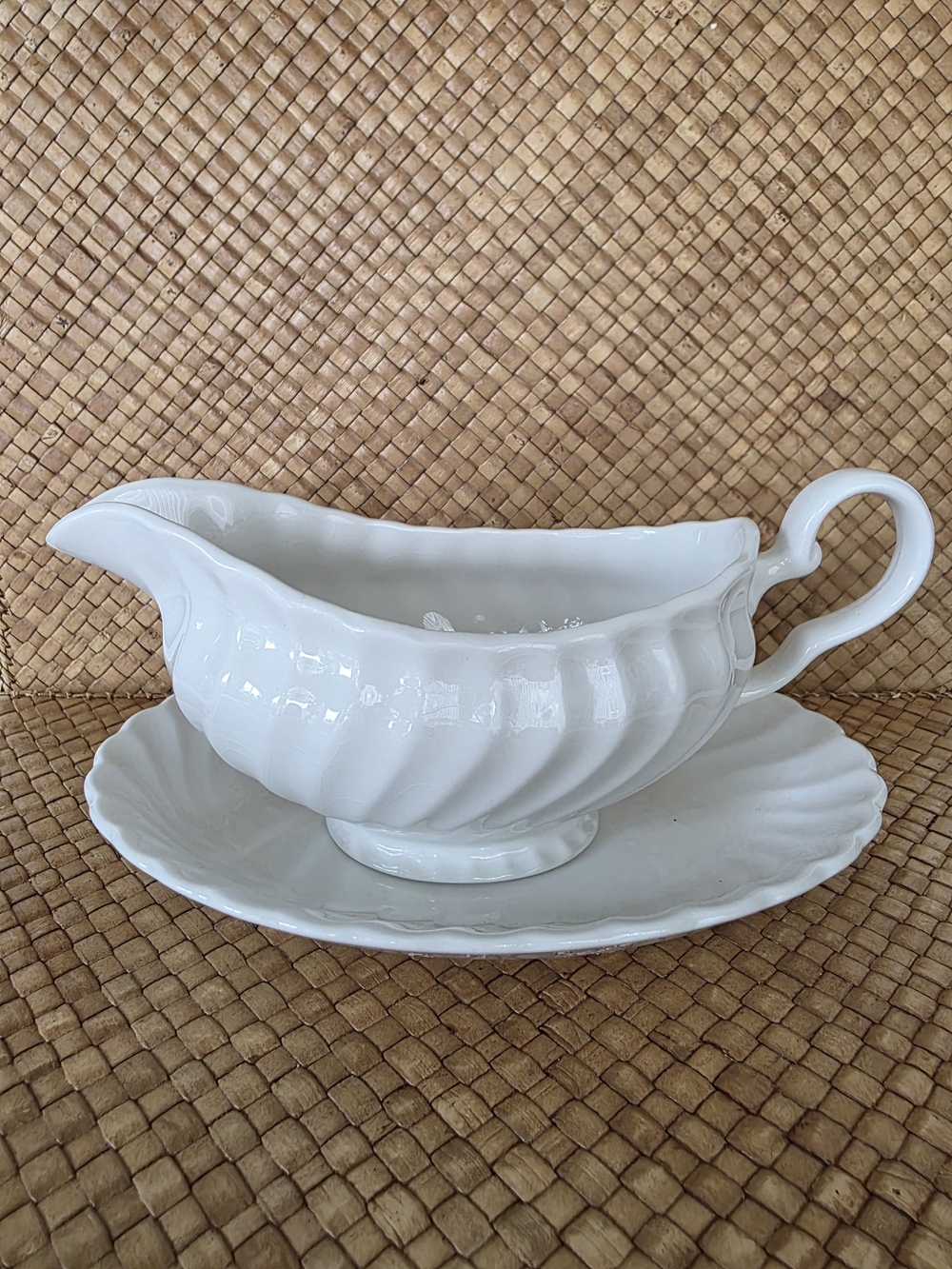 Johnson Brothers White Porcelain Gravy Boat with Underplate